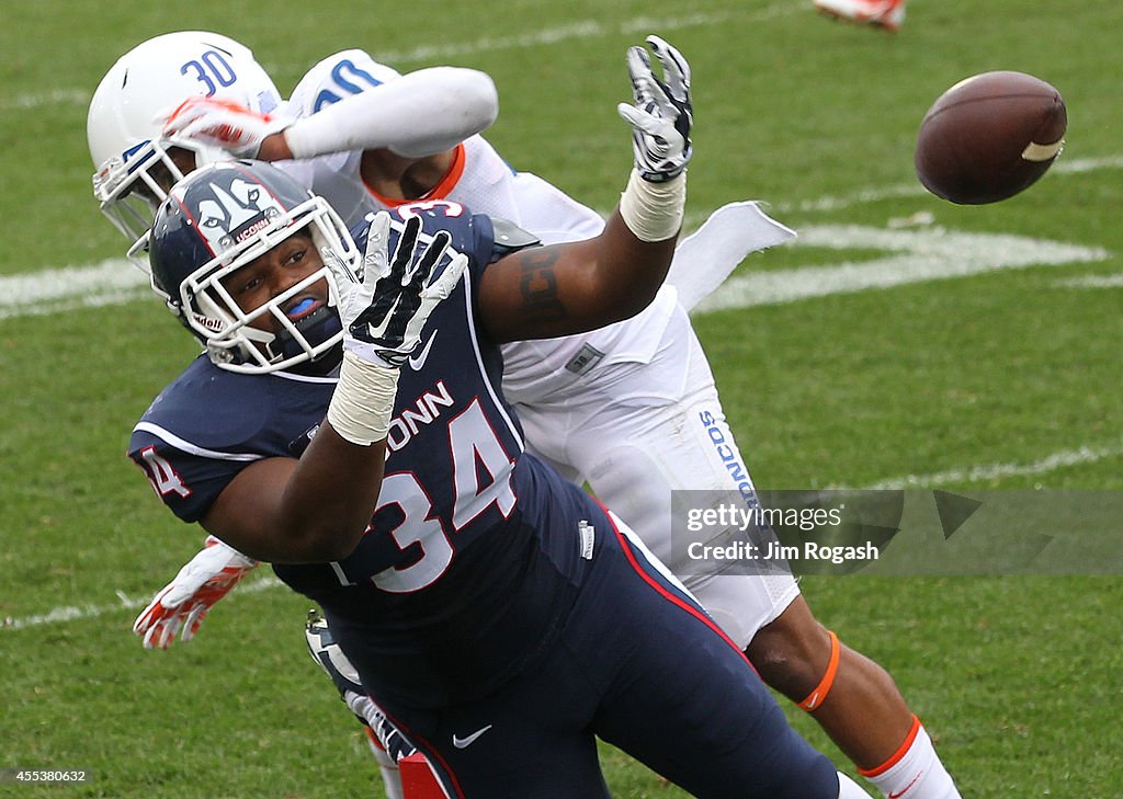 Boise State v Connecticut