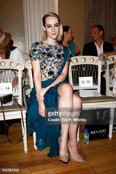 Actress Jena Malone arrives at the Marchesa Spring/Summer 2015 Fashion Show co-hosted by FIJI Water at Banqueting House on September 13, 2014 in...