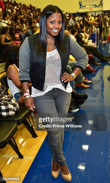 Keshia Knight Pulliam attends the LUDA vs YMCMB celebrity basketball game at Georgia State University Sports Arena on August 31, 2014 in Atlanta City.