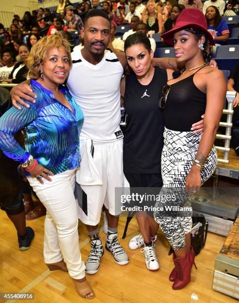 Roberta Shields, Stevie J, Laura Govan, Joseline Hernandez attends the LUDA vs YMCMB celebrity basketball game at Georgia State University Sports...