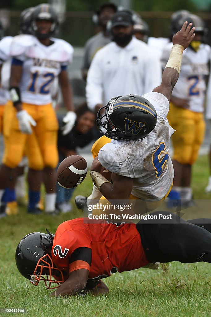 High school football- Wise at DuVal