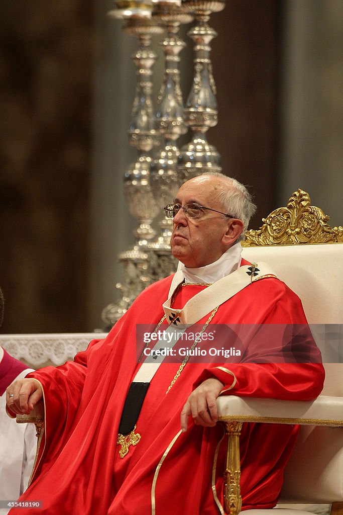 Pope Francis Celebrates Weddings During Sunday Mass