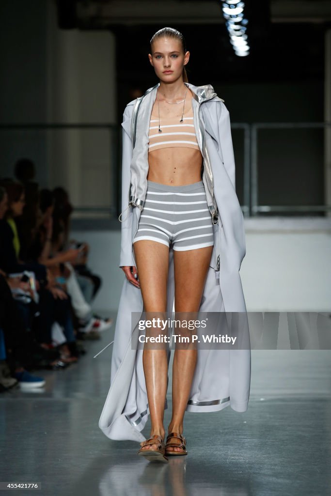 Richard Nicoll: Runway - London Fashion Week SS15
