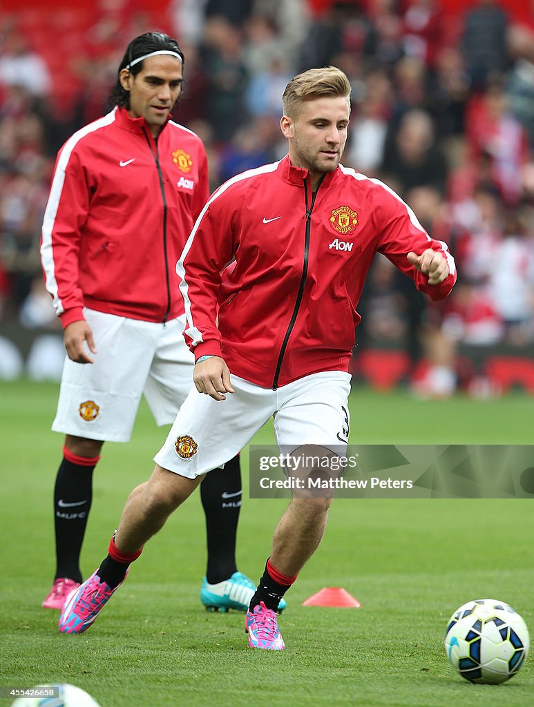 Manchester United v Queens Park Rangers - Premier League