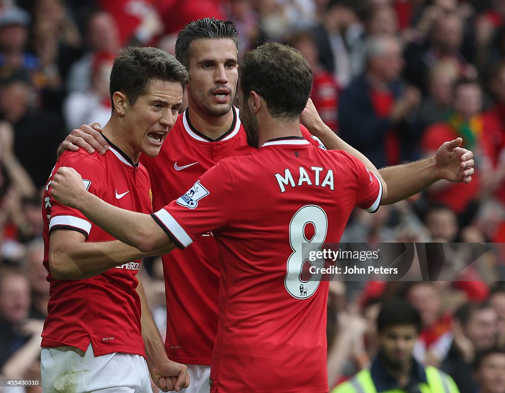 Manchester United v Queens Park Rangers - Premier League