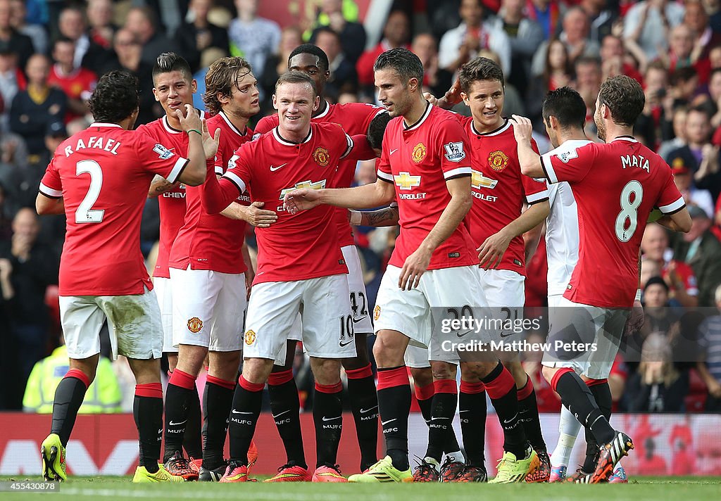 Manchester United v Queens Park Rangers - Premier League