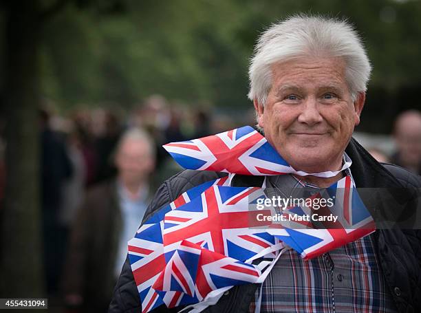 No vote supporter arrives at the Grange Club for the Big No aerial photocall on September 14, 2014 in Edinburgh, Scotland. With the campaigning for...