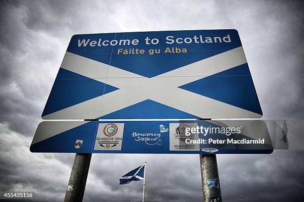 Scottish Saltire flag flies on the border with England on September 14, 2014 in Carter Bar, Scotland. The latest polls in Scotland's independence...