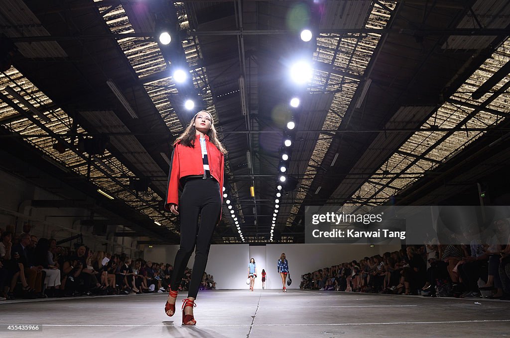 TopShop Unique: Runway - London Fashion Week SS15