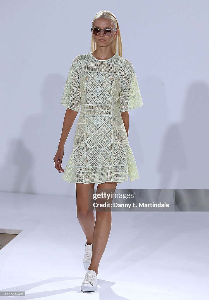 Temperley London: Runway - London Fashion Week SS15