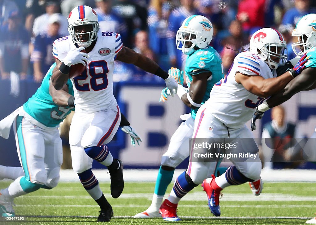 Miami Dolphins v Buffalo Bills