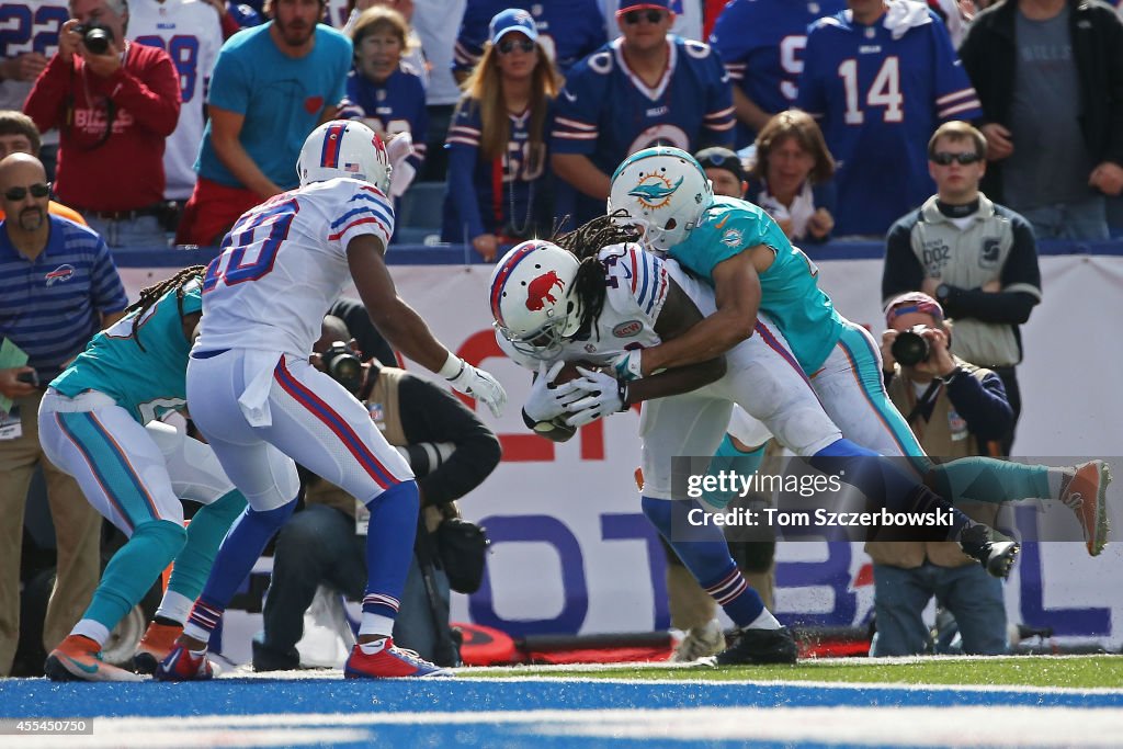 Miami Dolphins v Buffalo Bills