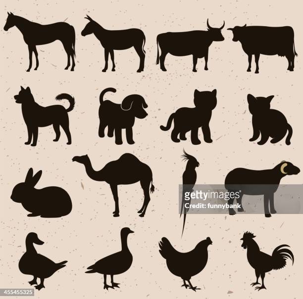 animal silhouettes against speckled tan background - bull silhouette 幅插畫檔、美工圖案、卡通及圖標