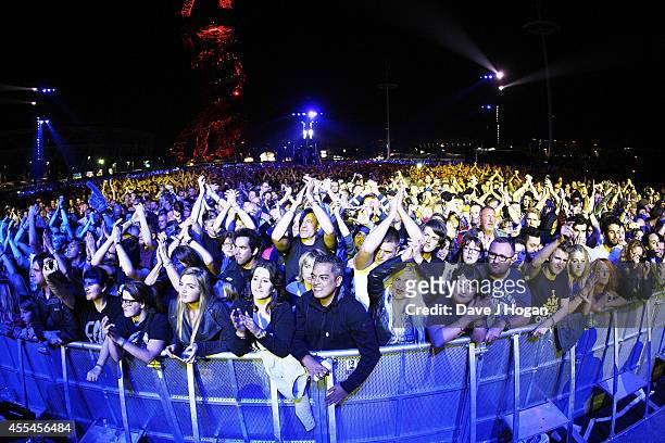 General view of the crowd as The Foo Fighters performs live at The Jaguar Land Rover Invictus Games Closing Concert at Olympic Park on September 14,...