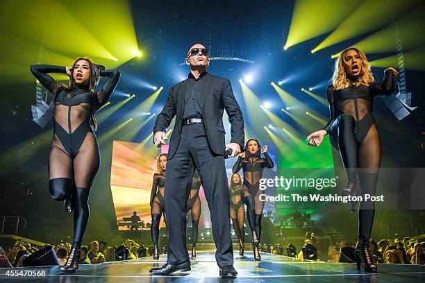 Pitbull Rapper Activities 3,967 Pitbull Rapper Stock Photos, High-Res Pictures, and Images ...