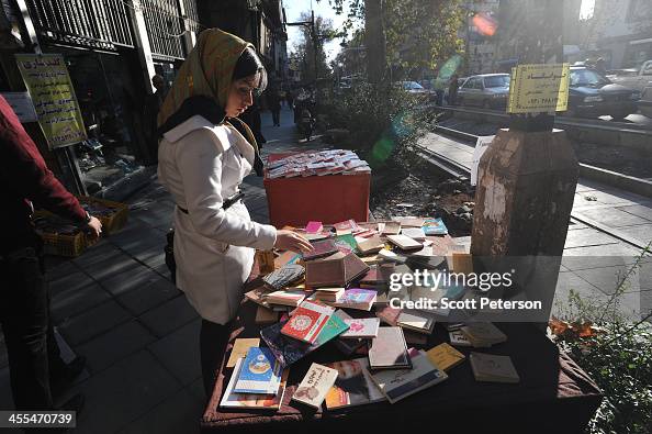 Iranians Shop As Geneva Deal Looks To Ease Sanctions Iranians Shop As Geneva Deal Looks To Ease Sanctions