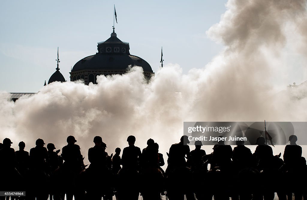 Dutch Cavalry Train For Emergency Situations Ahead Of Prinsjesdag Ceremonial Duties