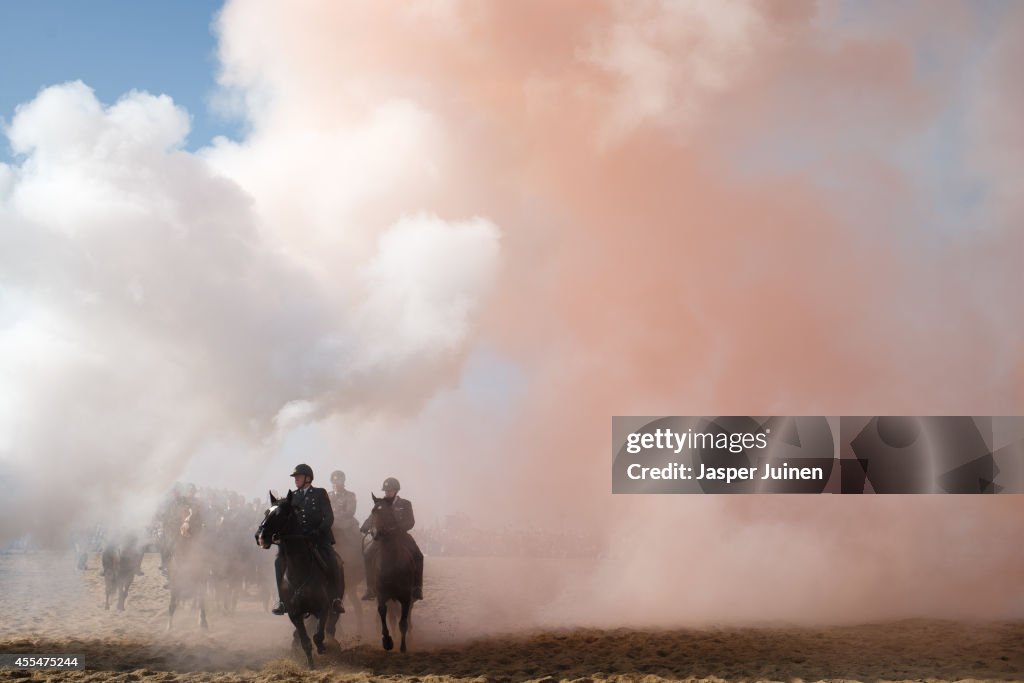 Dutch Cavalry Train For Emergency Situations Ahead Of Prinsjesdag Ceremonial Duties