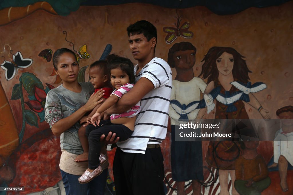 Central American Migrants Attempt Arduous Voyage Thru Mexico To U.S.