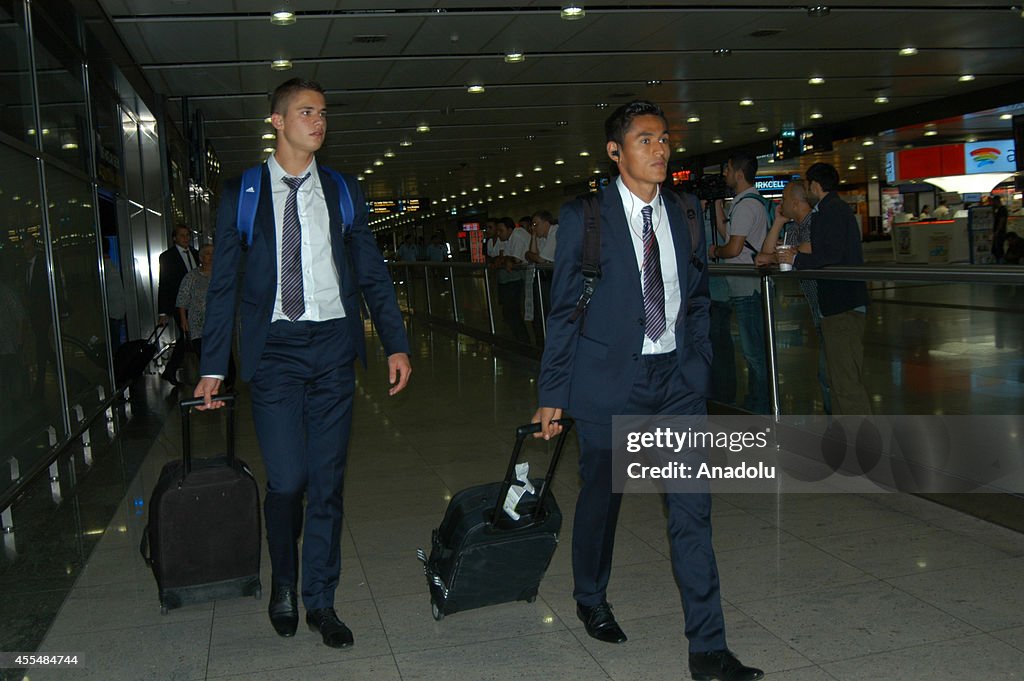 Anderlecht football team arrives in Istanbul