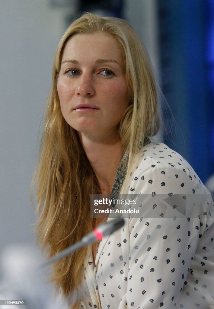 Elena Vesnina and Ekaterina Makarova of Russia