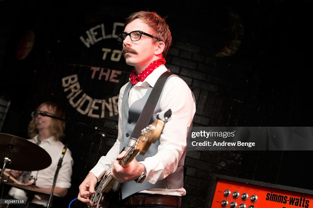 The Pete Molinari Band Perform At The Brudenell Social Club In Leeds