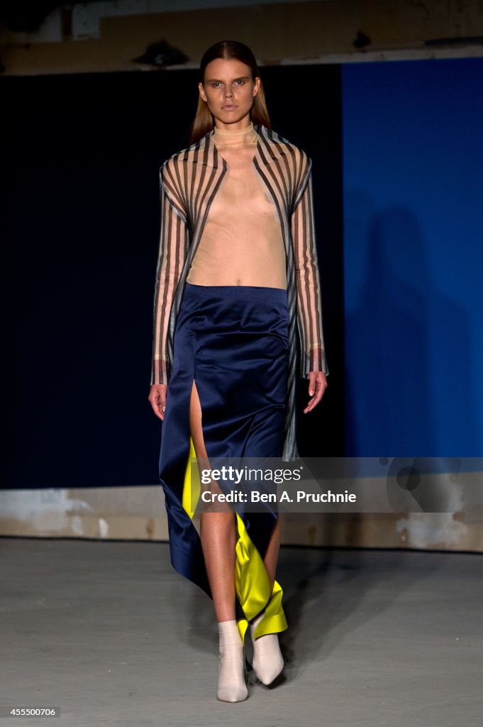 Thomas Tait: Runway - London Fashion Week SS15