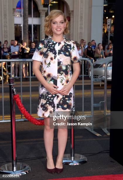 Actress Jane Levy arrives at the premiere of Warner Bros. Pictures' "This Is Where I Leave You" at TCL Chinese Theatre on September 15, 2014 in...