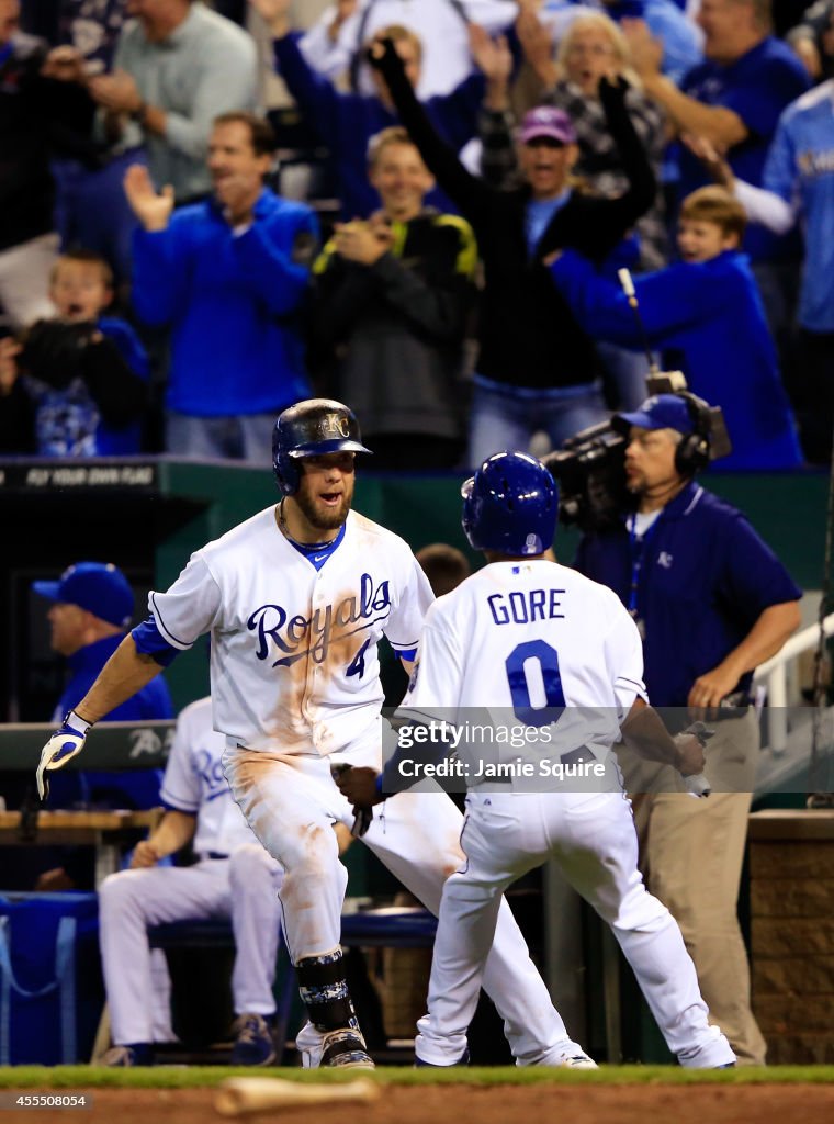 Chicago White Sox v Kansas City Royals