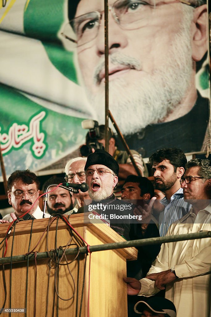 Pakistan Cleric Muhammad Tahir-ul-Qadri Interview At The Protest Camp Outside Parliament