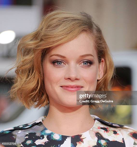 Actress Jane Levy arrives at the Los Angeles premiere of "This Is Where I Leave You" at TCL Chinese Theatre on September 15, 2014 in Hollywood,...