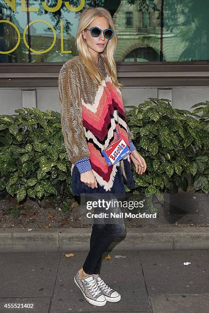 Poppy Delevingne arrives for the Anya Hindmarch show on September 16, 2014 in London, England.