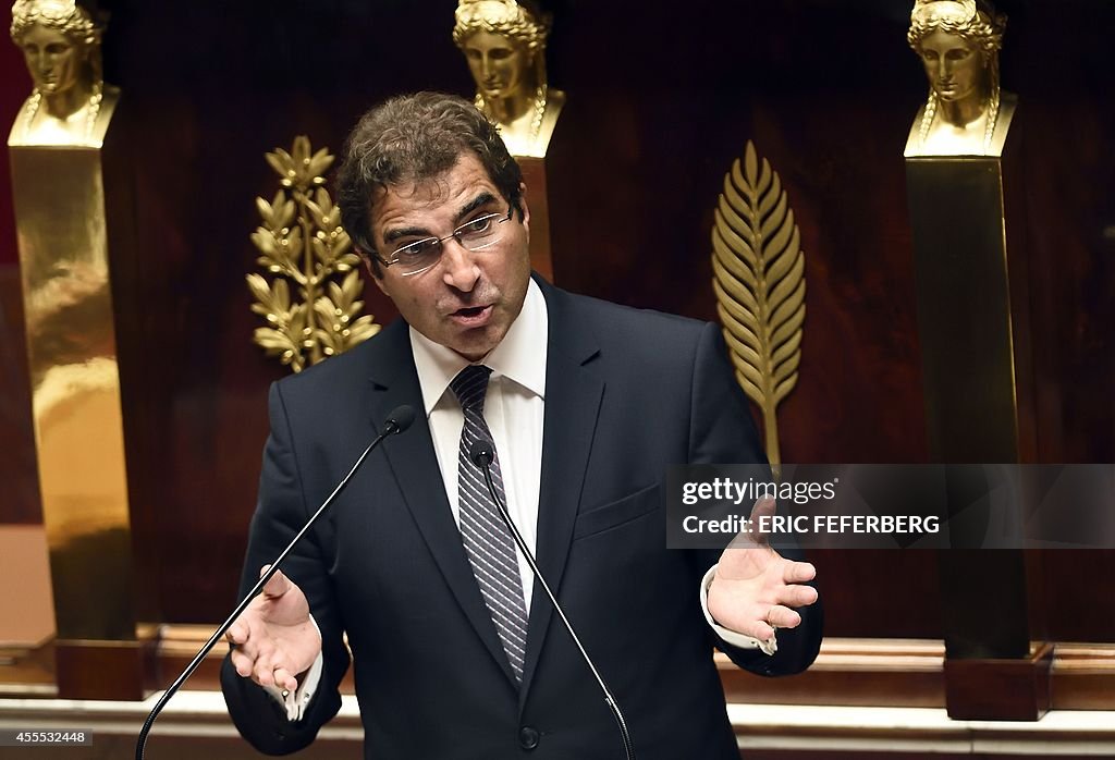 FRANCE-PARLIAMENT-VALLS