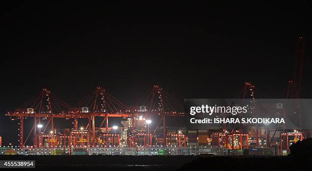 Colombo Terminal 215 Colombo International Container Terminal Stock Photos, High-Res ...