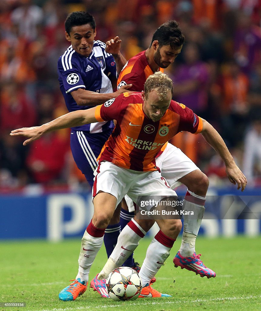 Galatasaray AS v RSC Anderlecht - UEFA Champions League