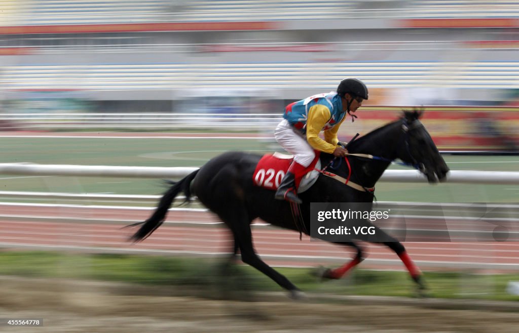 Horse Racing Is Held In Yunnan