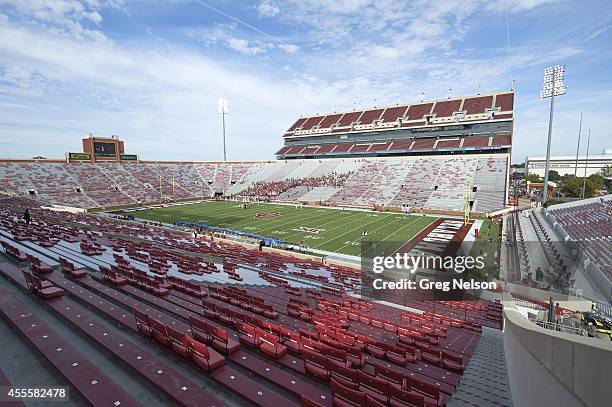 Overall view of nearly empty Gaylord Family-Oklahoma Memorial Stadium before Oklahoma vs Tennessee game. Norman, OK 9/13/2014 CREDIT: Greg Nelson