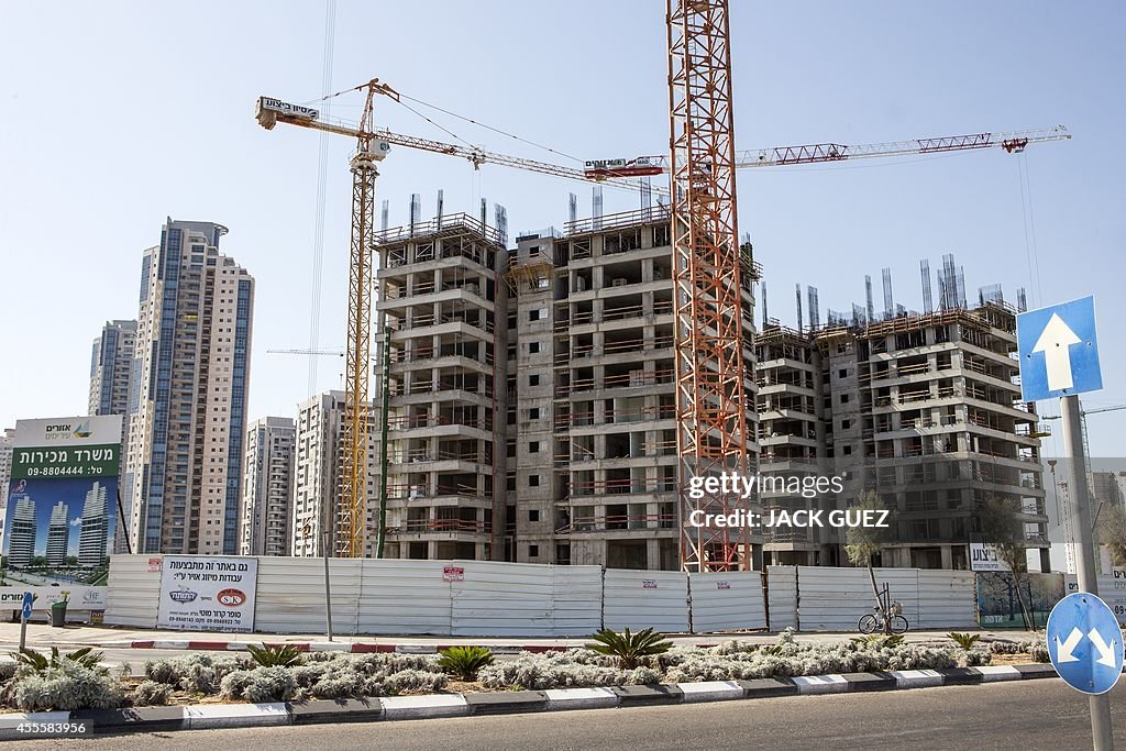 ISRAEL-ECONOMY-CONSTRUCTION-HOUSING