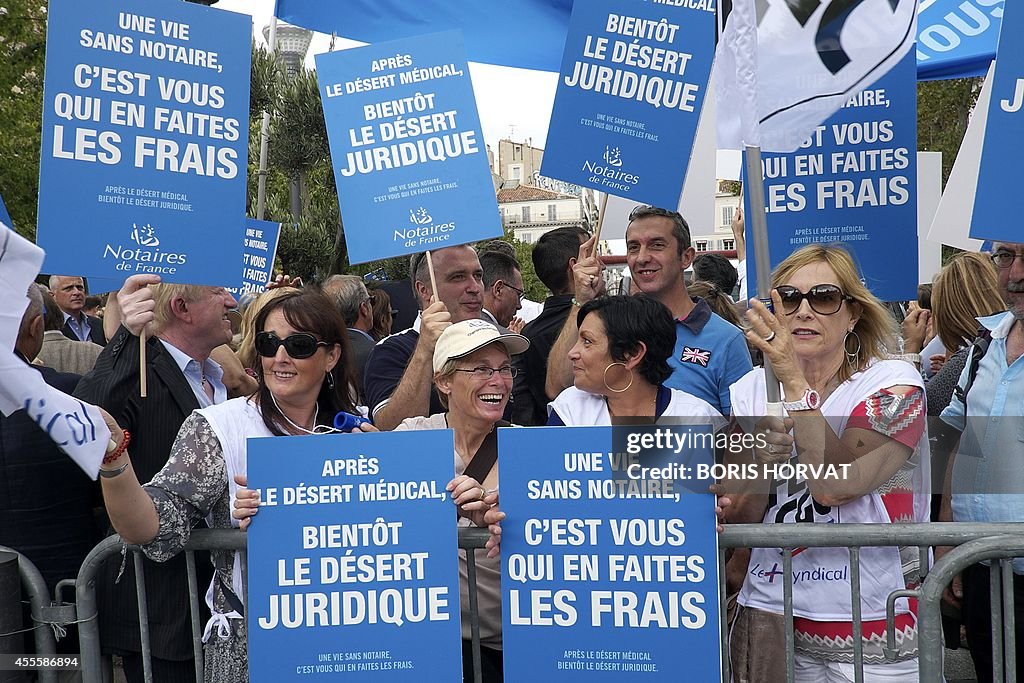 	FRANCE-JUSTICE-LABOUR-NOTARIES-DEMO