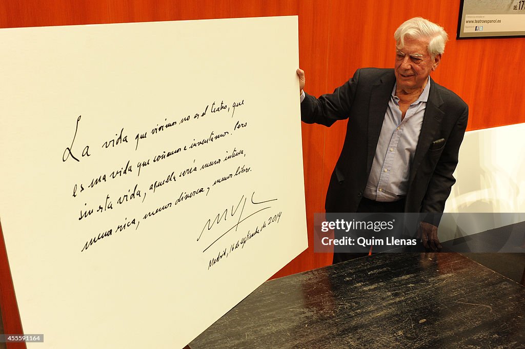 Mario Vargas Llosa presents 'El Loco de los Balcones' in Madrid