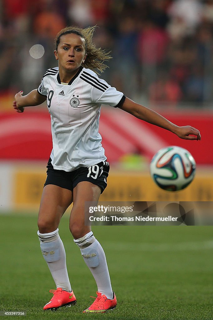 Germany v Ireland - FIFA Women's World Cup 2015 Qualifier