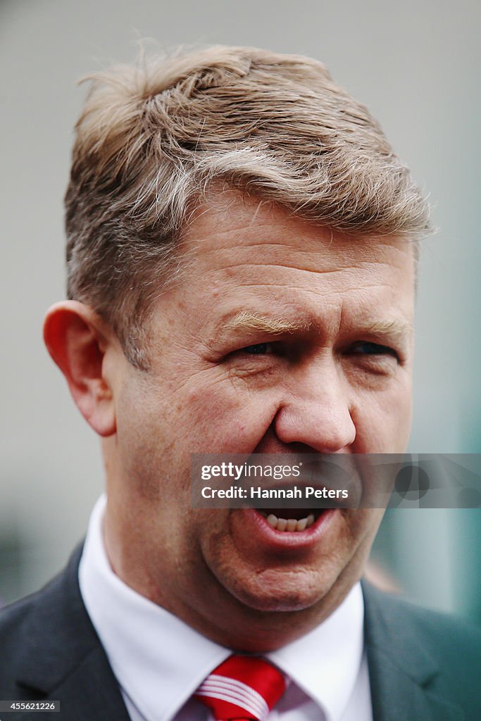 Labour Leader David Cunliffe Campaigns In Auckland