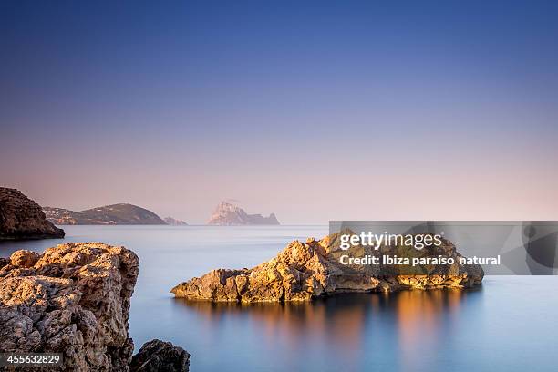 un amanecer de película - película stockfoto's en -beelden