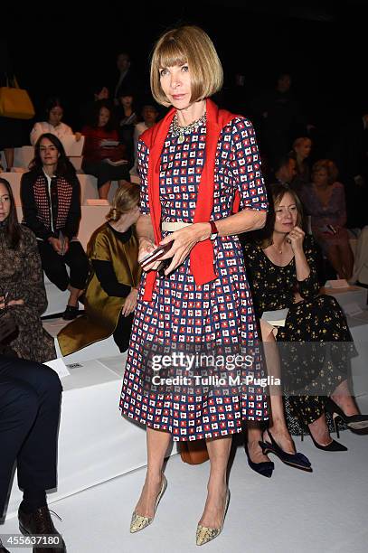 Anna Wintour attends the Max Mara show during the Milan Fashion Week Womenswear Spring/Summer 2015 on September 18, 2014 in Milan, Italy.