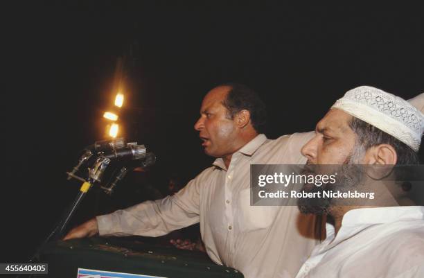 Pakistan politician Nawaz Sharif speaks to the audience during the 1993 Parliamentary elections in Pakistan.