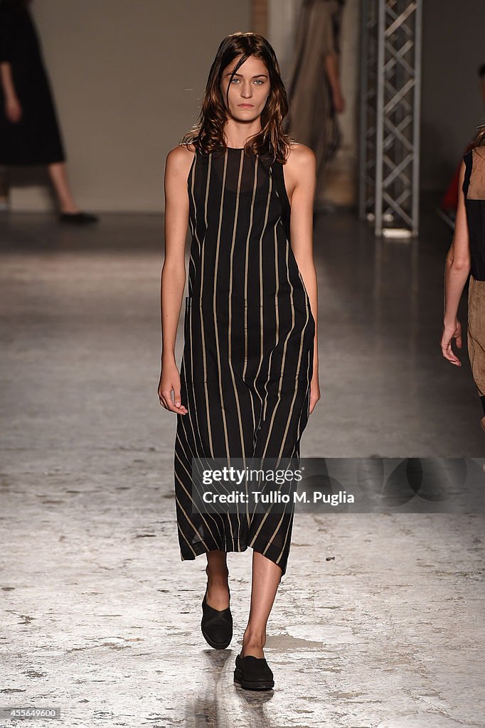 Uma Wang - Runway - Milan Fashion Week Womenswear Spring/Summer 2015