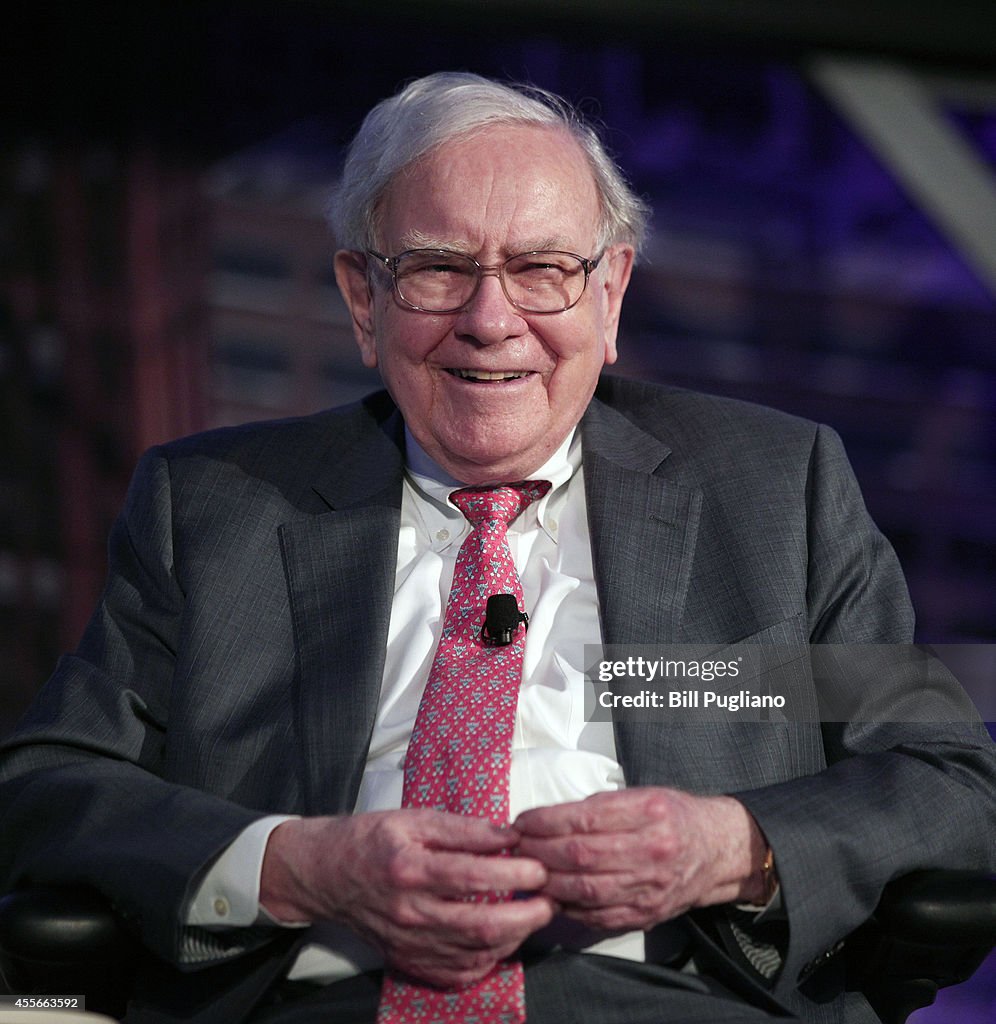 Warren Buffett Speaks At Conference Focused On Detroit's Revitalization