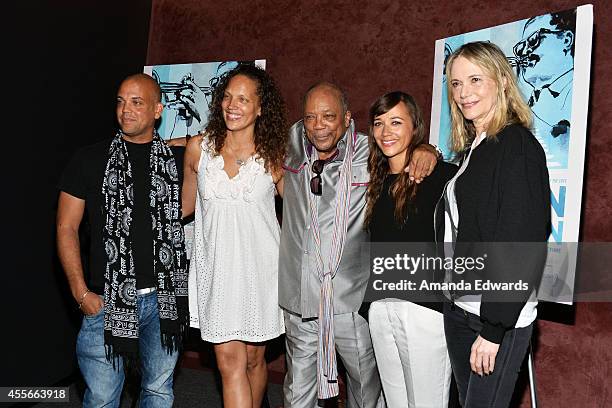 Quincy Jones III, Martina Jones, Quincy Jones, Rashida Jones and Peggy Lipton arrive at the Los Angeles premiere of "Keep On Keepin' On" at the...