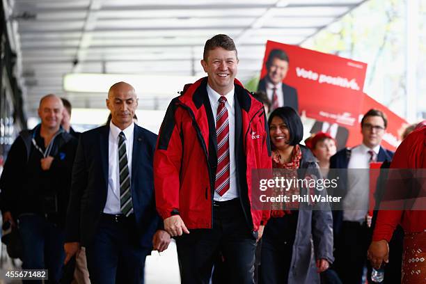 Labour Leader David Cunliffe walks up Queen Street during his last day of the election campaign on September 19, 2014 in Auckland, New Zealand. The...