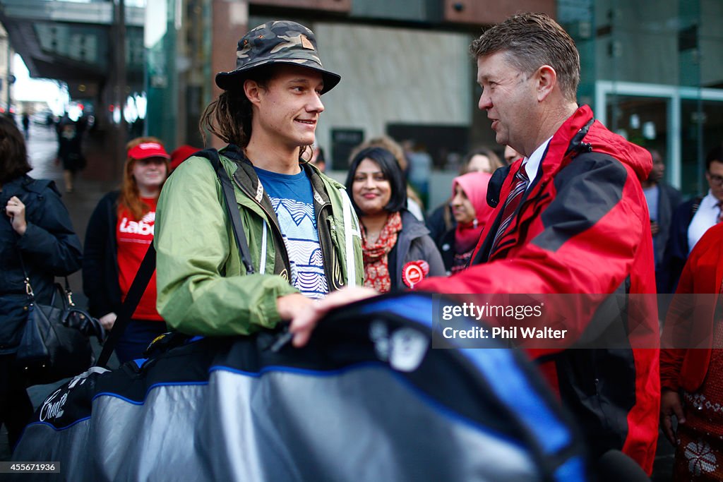 Labour Leader David Cunliffe Campaigns In Auckland